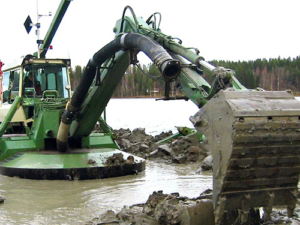 Amphibious Dredger